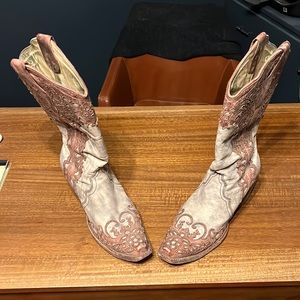 Corral Vintage Cowboy Boots Size 9